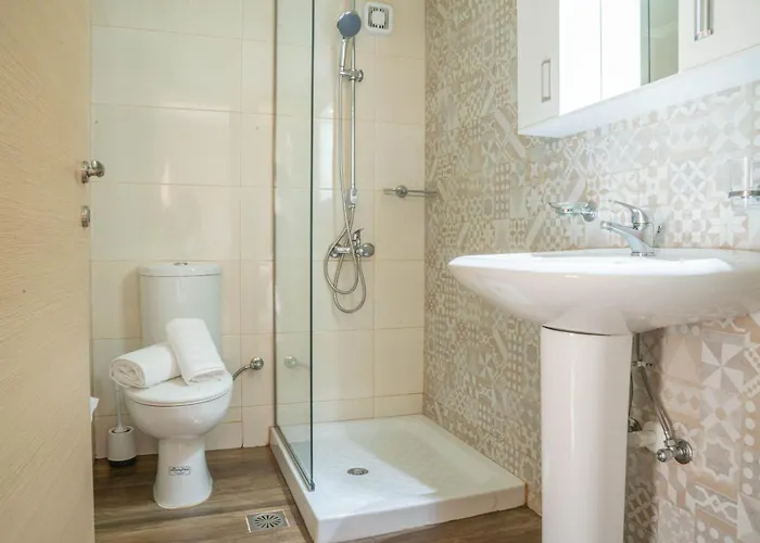 Nufaro - Center Ретимно (Крит)