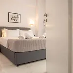 Nufaro - Center *